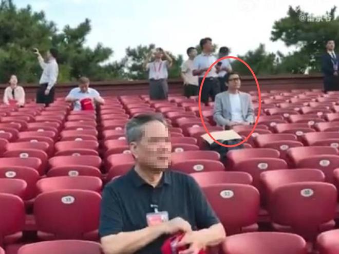 阅兵雷军周鸿祎3点出发董宇辉的位置最佳麻