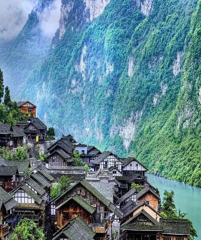 +四天三晚路线规划核心景区玩遍不留憾PG麻将胡了试玩2025重庆景点大全(图2)